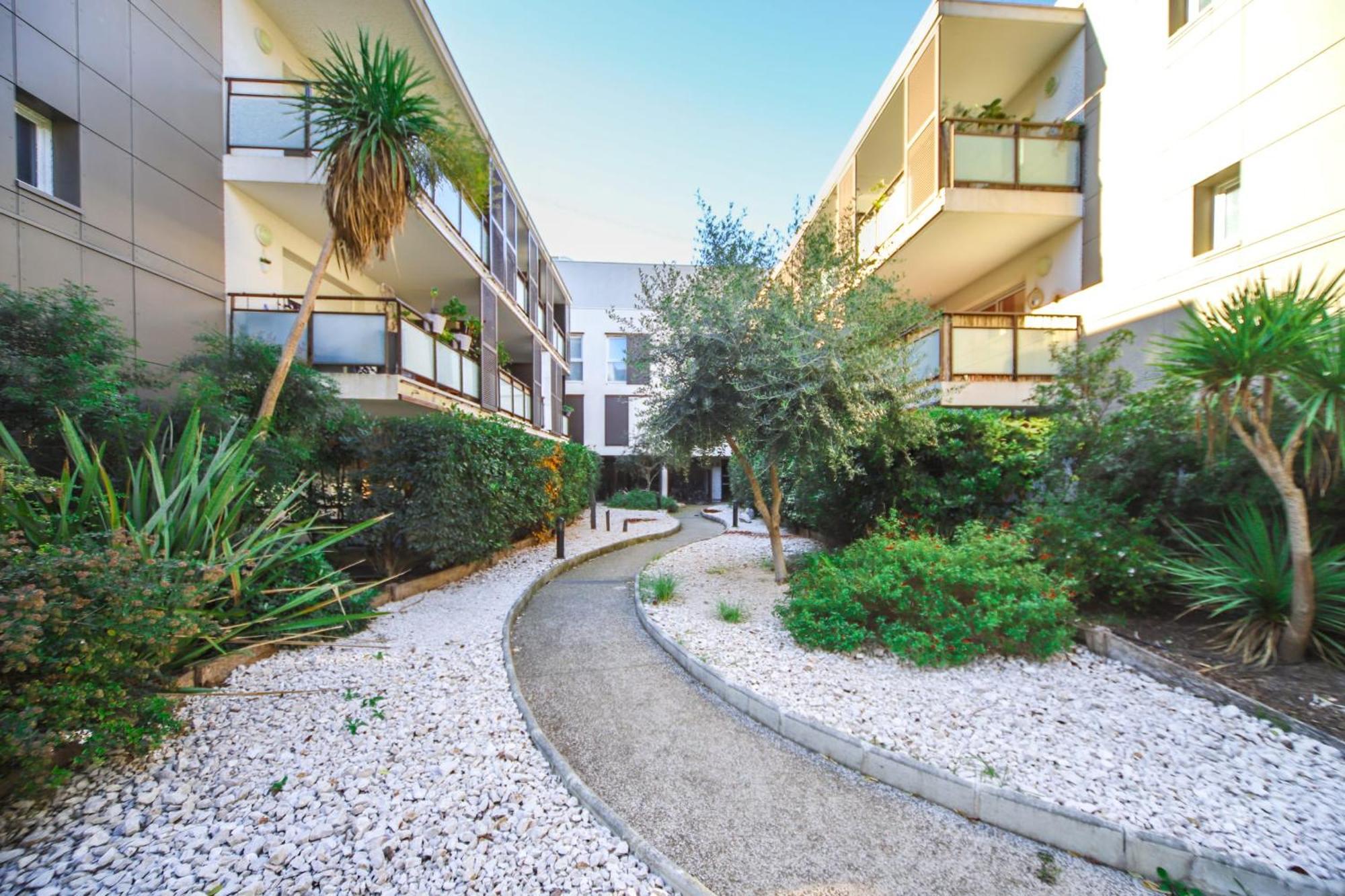 T2 Florescence Proche Montpellier Parking Castelnau-le-Lez Exterior foto